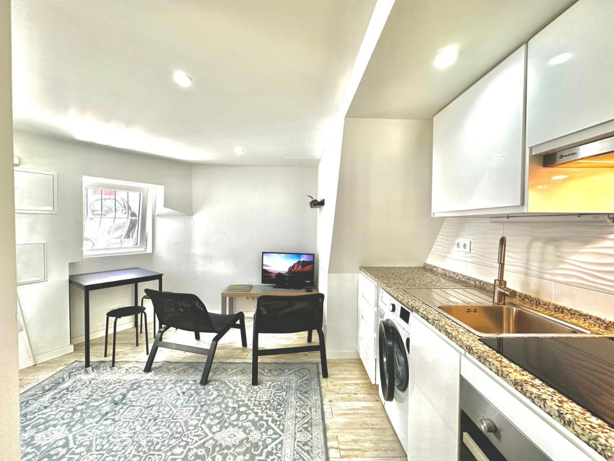 Cozy Tiny House Apartment Lisbon Exterior photo